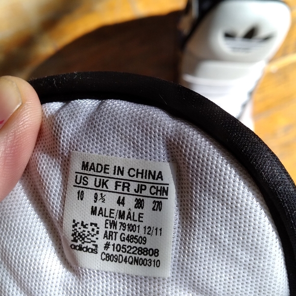 White high top Adidas, size 10. - Picture 3 of 3